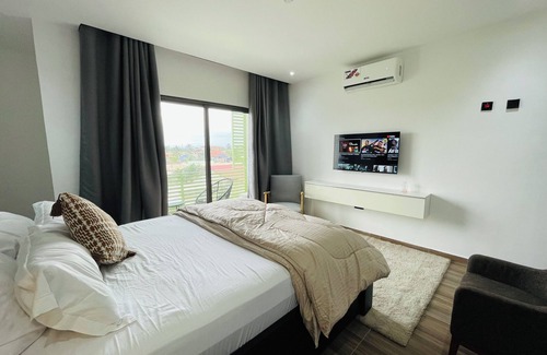 Koforidua Bed & Breakfast | Yaven