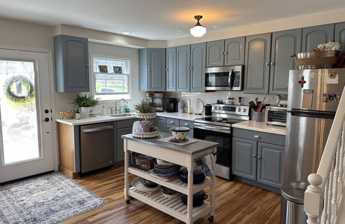 Geneseo House | Year round home on private drive with amazing views!