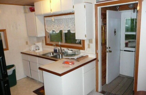 Ladysmith Cabin | YEAR-ROUND RENTAL CABIN on the Historic Flambeau. Boat, Canoe, Fish & Fun!