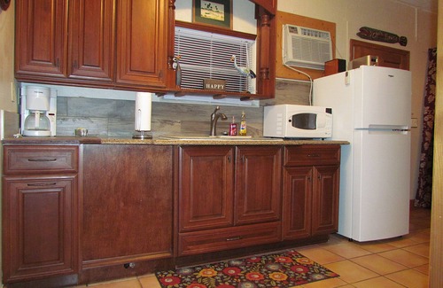 Cross Creek Cabin | Yearling Restaurant and Cabins