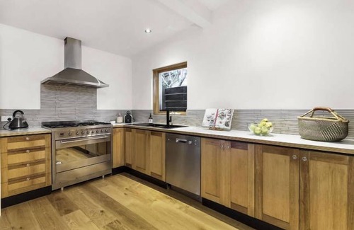 Coburg House | Yellow Door Boutique Accommodation
