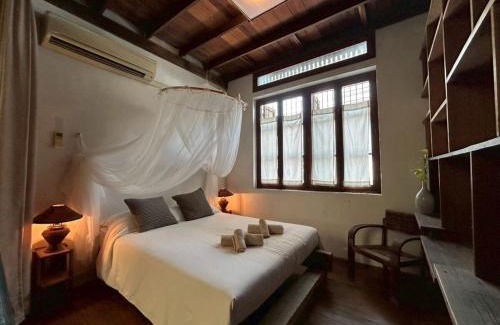 Khao San Apartment | Yellow House