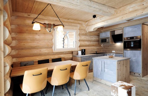 Pfunds House | Yellowstone Lodge - Summit Lodges - Natural Retreat Pfunds
