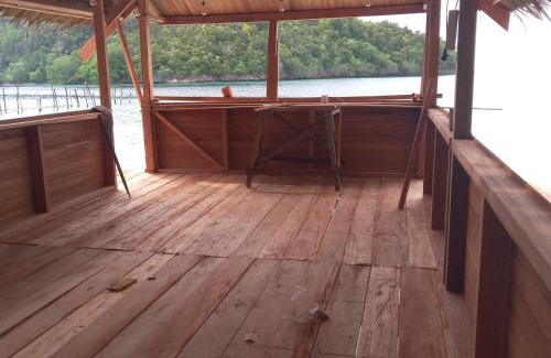 Pulau Fam House | YenBainut Homestay