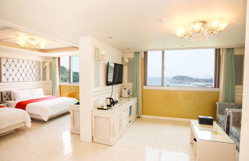 Hak-dong Hotel | Yeosu Beach Hotel