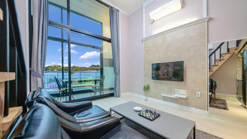 Kamdo House | Yeosu Wow A Pension