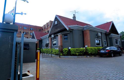 Greater Johannesburg Metropolitan Area Hotel | Yeoville Hotel