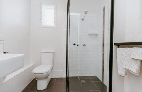 Yeppoon Hotel | Yeppoon Surfside Motel