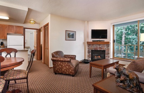 Village North Resort | Yes . step out into heaven!