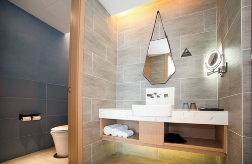 Donghu Qu Hotel | YIBO INTERNATIONAL HOTEL