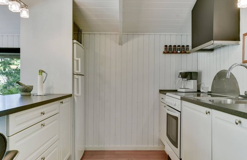 Skygge House | "Yngve" - 56.5km from the sea by Interhome