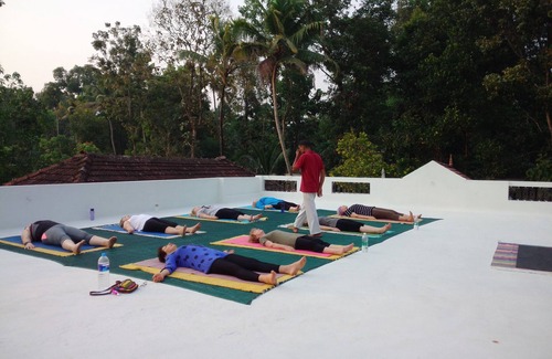 Perumbavoor House | YogaLife Homestay - Yoga Retreat