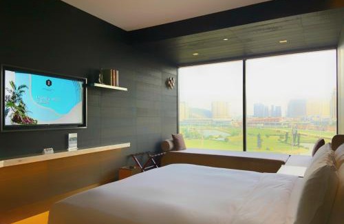 Taipa Hotel | YOHO Hollywood Roosevelt Hotel