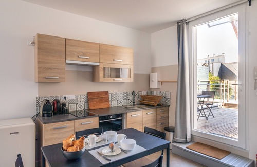 Nord-Saint-Martin Apartment | YOKOSO - Studio proche CHU avec terrasse