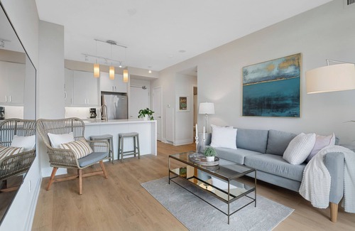 Yorkville Apartment | Yorkville Magic. n Toronto's Finest Neighbourhood