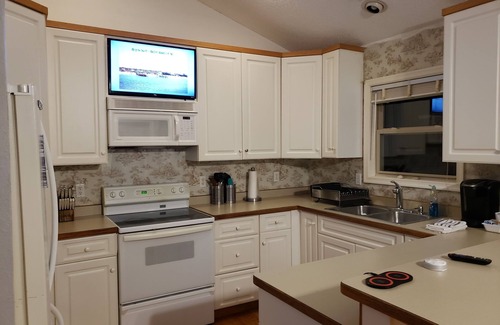 Point Harbor House | You are at Go for OBX! Located at the Foot of the bridge to the Outer Banks!