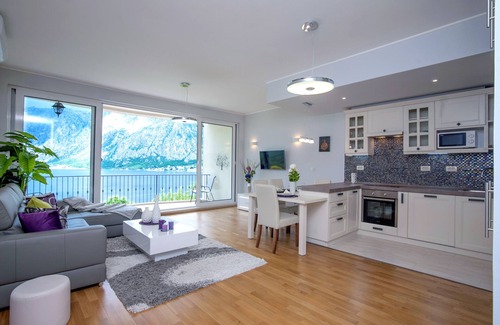 Prcanj Apartment | You Can't Beat This Spectacular View And Space