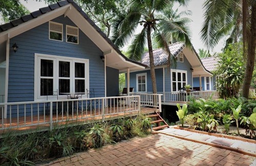 Khlong Khoen Resort | Young Coconut Garden Home Resort