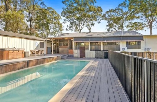 Eagleby House | Your own Retreat