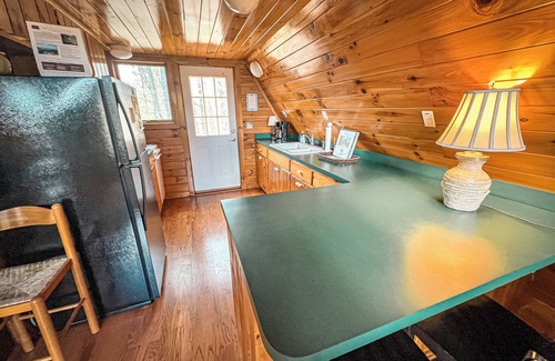 Crumpler Ski Chalet | Your Perfect Cabin Stay at Wildflower Ridge Is Just a Click Away!