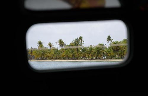 Carti Tupile Boat Rental | Your private sailboat in San Blas with food included