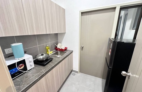 Nilai House | Youth City Residence/2 Room/KLIA/Nilai/Pool
