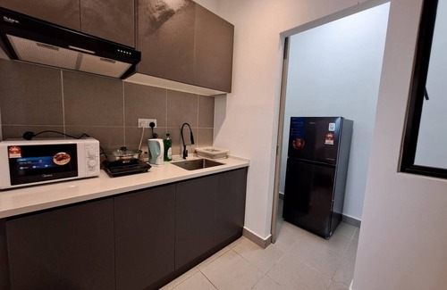 Nilai Apartment | Youth City Residence/3 Room/KLIA/Nilai/Pool