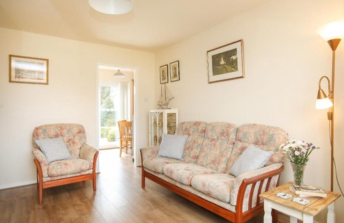 Llysfaen House | Yr Hafan