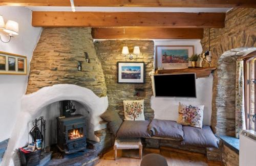 Whitland House | Ysgubor Ganol
