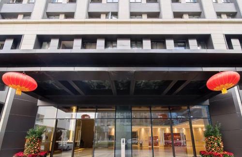 Guangzhou Science City Apartment | Yunying International ApartHotel Shenzhou Road Metro Exit A Branch - Free Shuttle Bus to Canton Fair Complex During Canton Fair Period & Free Deliver Service to Guangzhou Baiyun International Airport
