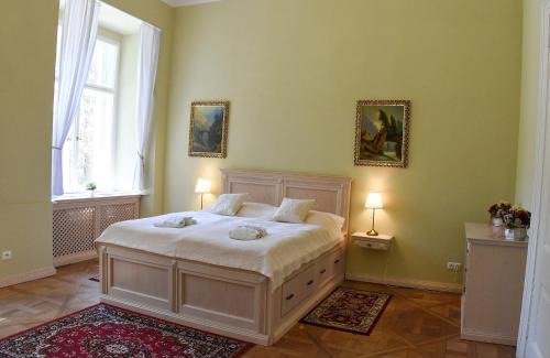 Silherovice Apartment | Zámek Šilheřovice