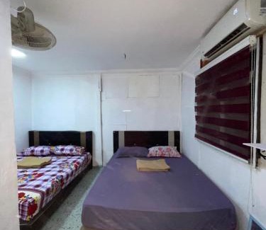 Kampung Pasir Hantu Hotel | Z&Z Budget Room
