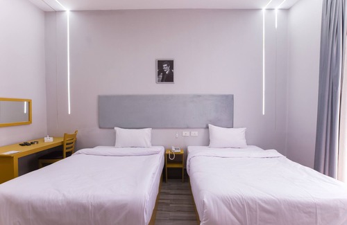 Gezira Hotel | Zamalek House HotelnDeluxe Double Room