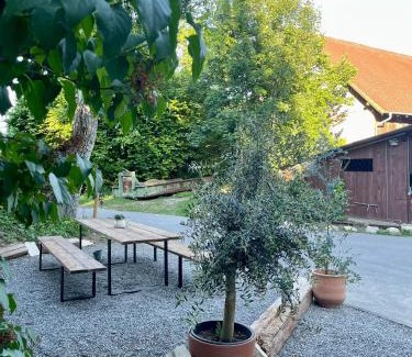Engen House | Zauberhafte Ferienscheune im Hofgut Alte Ölmühle