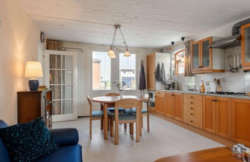 Sint Kruis House | Zeeuws-Vlaanderen by Interhome