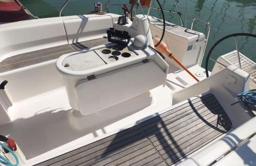 Granville Boat Rental | Zef