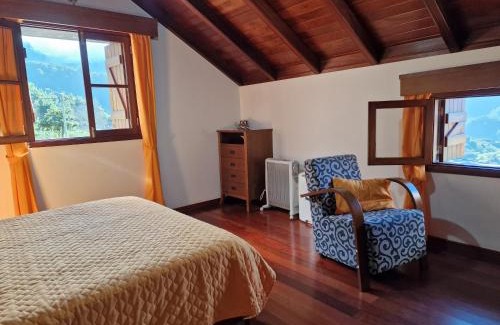 Sao Vicente Ski Chalet | Zef's Cottage