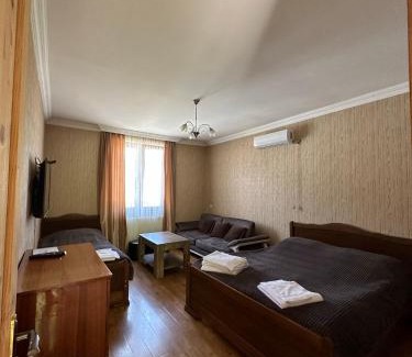 Akhali Ubani House | zeiko s guesthouse
