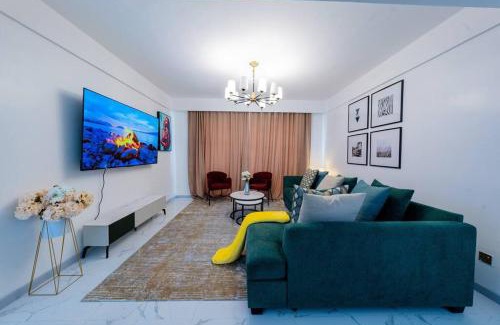 Syokimau Apartment | Zen 3BR Suite near Airport SGR w Pool Gym Restaurant