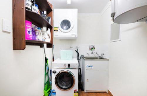 Nightcliff Apartment | ZEN FORESHORE Cozy 2-BR, 2-BA Holiday Home + Pool