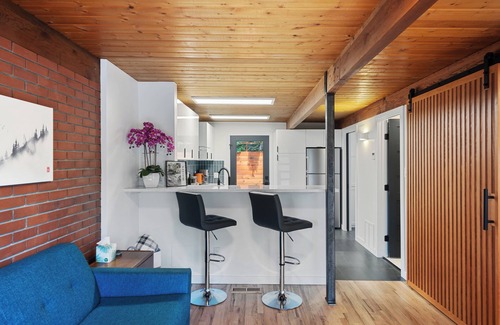 Old North End Cottage | Zen Garden House