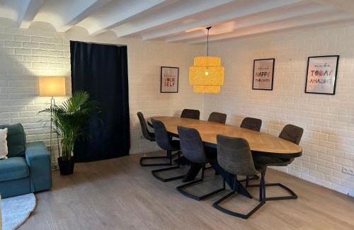 Broekheurne Apartment | Zen Retreat - Free Private Parking!