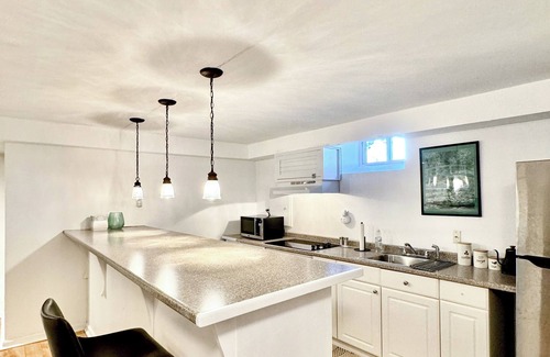 Fairfield Apartment | Zen, Spacious & Comfy 2 bed, Lux beds