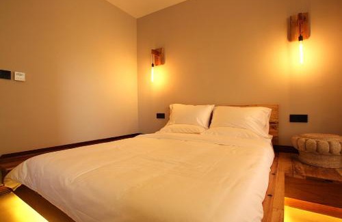 Qixing Bed & Breakfast | Zen Tea House Seven Stars Park