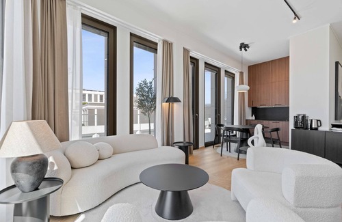 Luxembourg City Apartment | Zenit Royal - Luxury Retreat w Breathtaking Sunset & Concierge