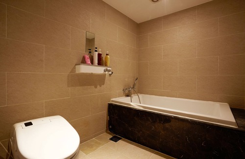 Sang-dong Hotel | Zenith Hotel