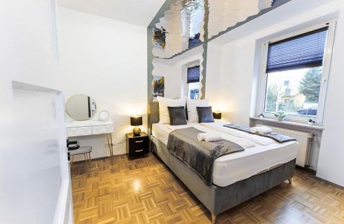 Haan Apartment | Zentral-Kingsize Bett-Playstation 4-HBF nach Köln und Düsseldorf