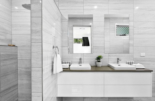 Scarness House | Zephyr Bayside Villas 4 bed