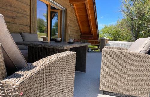 Zagorje ob Savi Apartment | Zerko Holiday Apartment Janko in a house with an outdoor jacuzzi for FREE