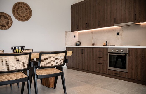 Exopoli Villa | ZeusCave Chania